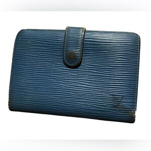 Louis Vuitton Epi Kisslock Wallet